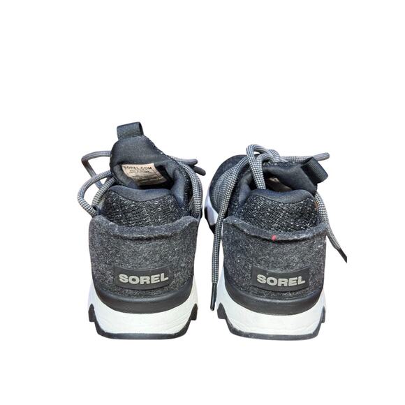 Women's Sorel kinetic sneaker size 5 good condition - Picture 1 of 6